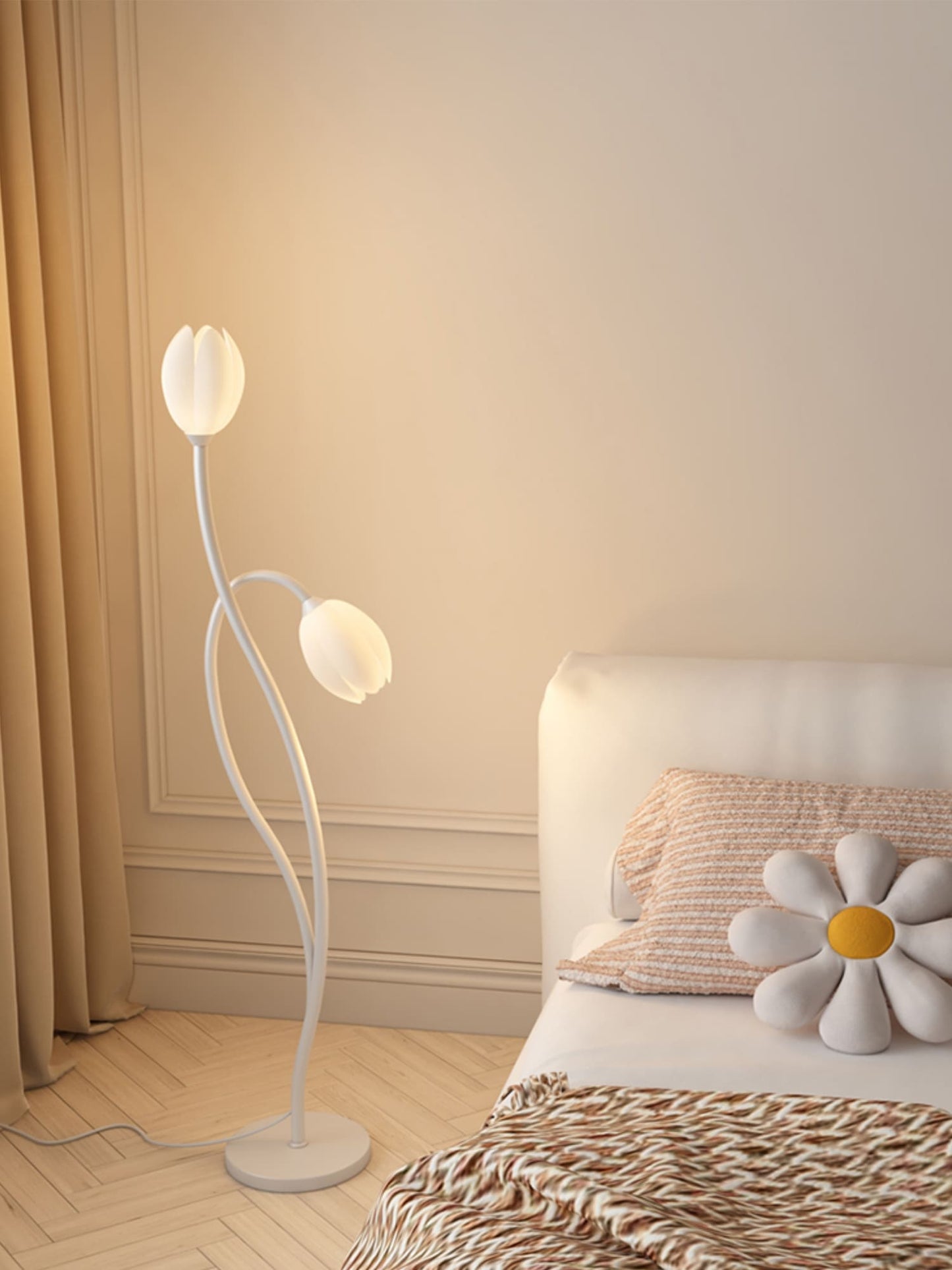 Manta Flower Floor Lamp