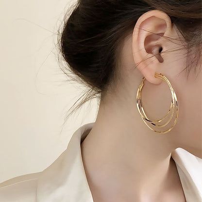 Deluvia™ | Gentle on your skin. Bold in appearance